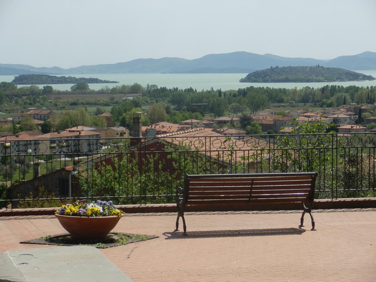 Appartamento Oscar Tuoro sul Trasimeno Exterior photo